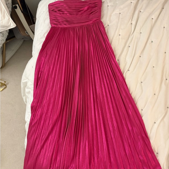 Sevyn Retrofete Dress - Picture 3 of 5